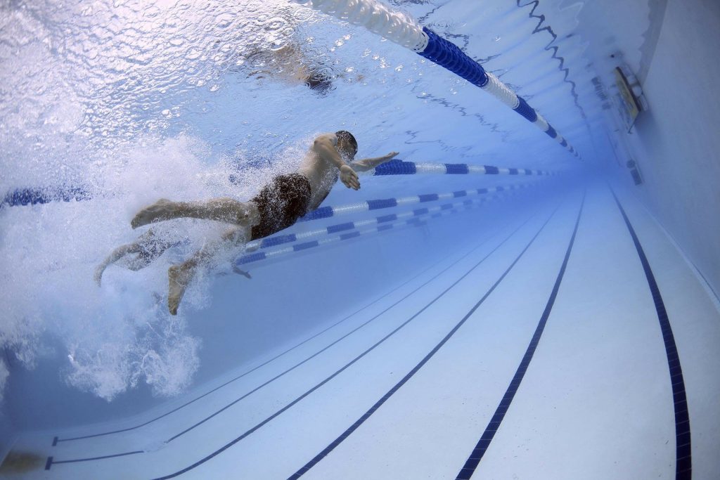 Les normes de la piscine en fibre de verre