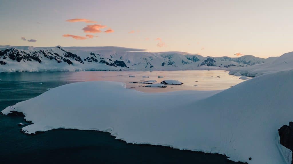 Les différences entre une croisière en Antarctique et une croisière dans les Caraïbes