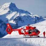 Vol hélicoptère Mont Blanc : Randonnée et sports extrêmes dans les Alpes françaises