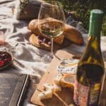 Évolution de la cote des vins de Bordeaux : facteurs, tendances et investissement